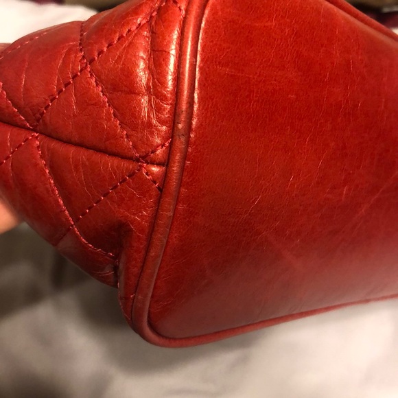 Michael Kors quilted bucket bag - Picture 6 of 11